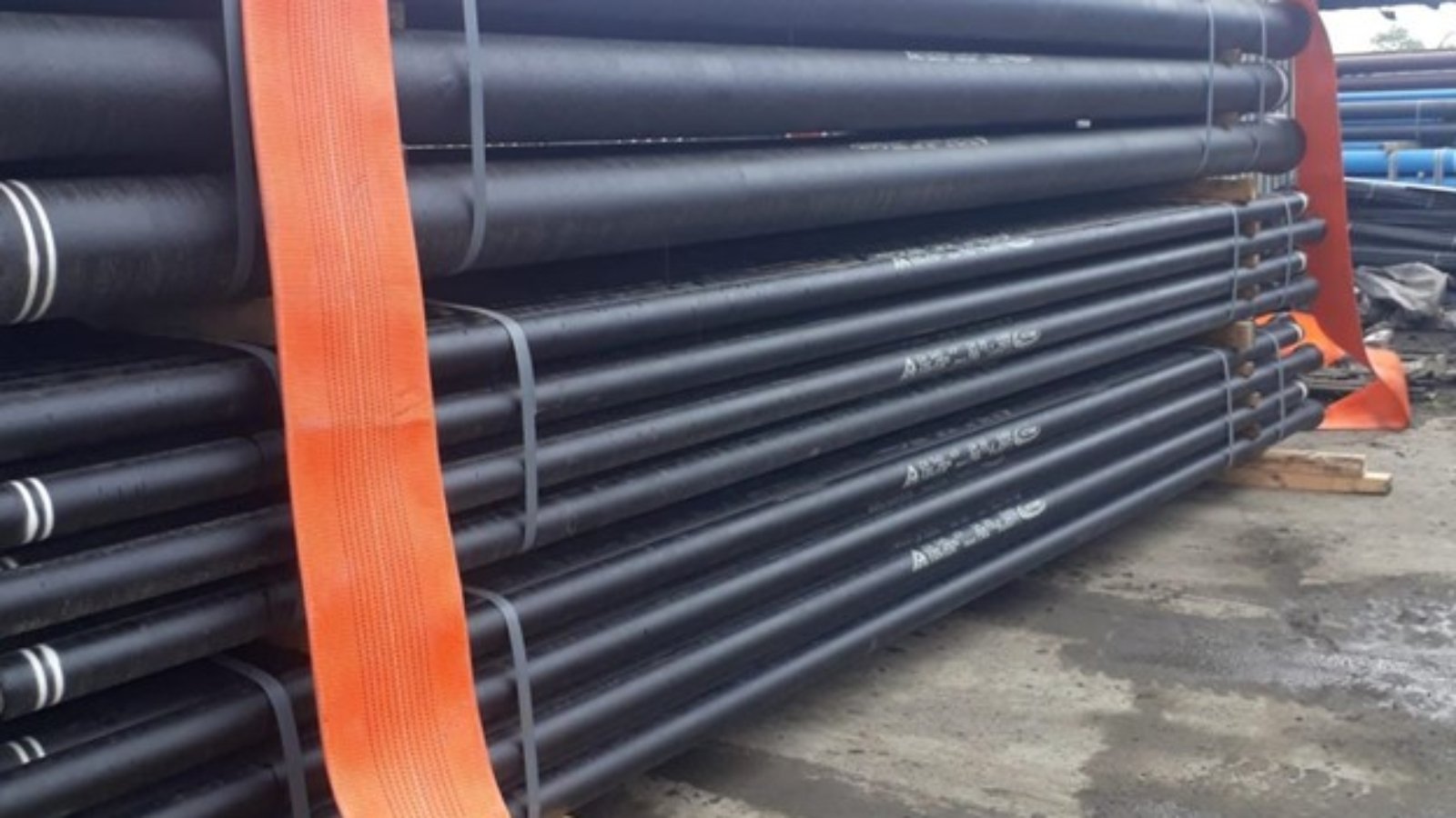 Container Packing of the Pipes and Fittings from Turkey-,